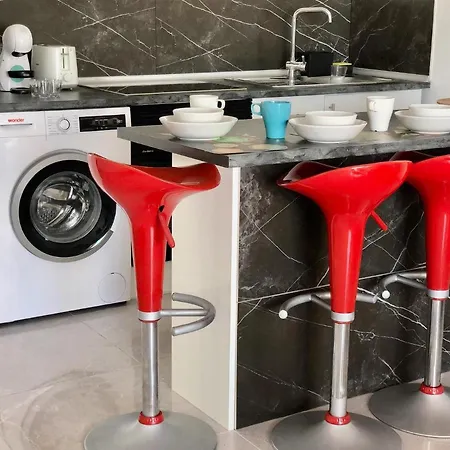 Casa Rene - Sunny Near And Center Apartment *