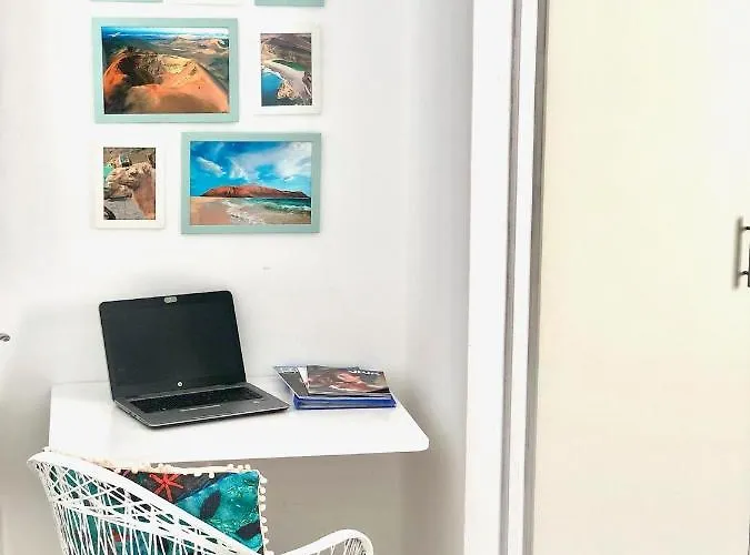 Casa Rene - Sunny Near And Center *